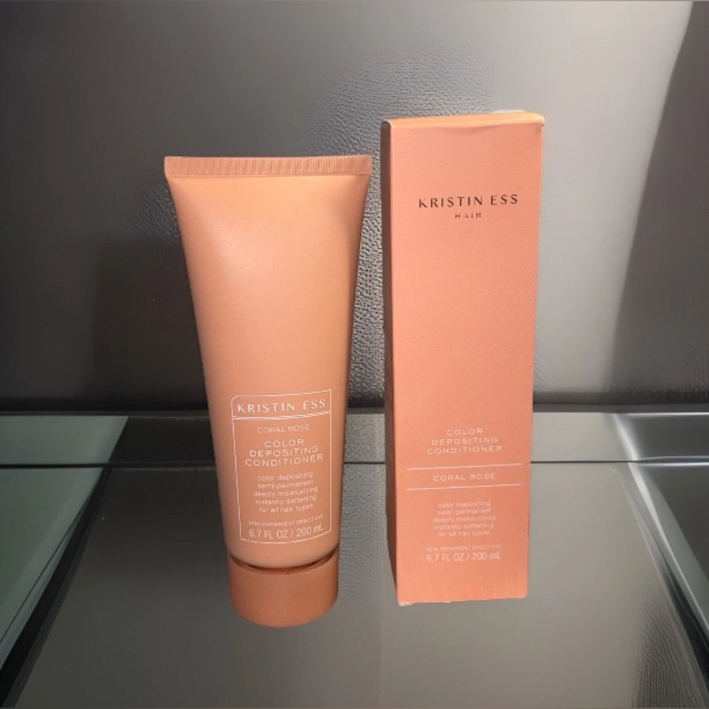Kristin Ess Color Depositing Conditioner in Coral Rose. New.